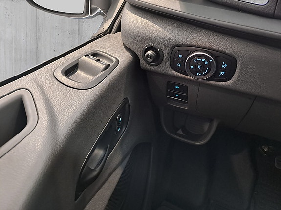 Ford Transit 20 of 27