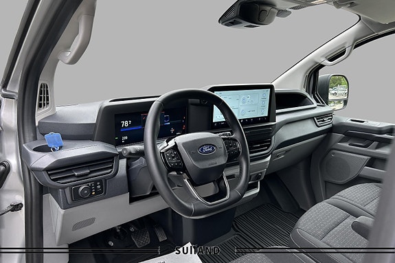 Ford E-Transit Custom 320L 10 of 20