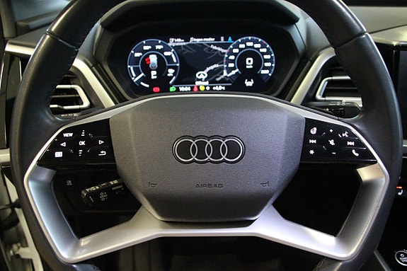 Audi Q4 e-tron 15 of 28