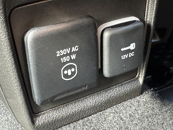 Jeep Compass 14 of 30