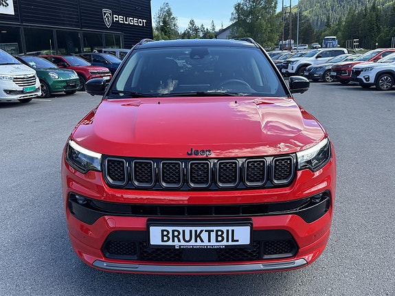 Jeep Compass 8 of 30