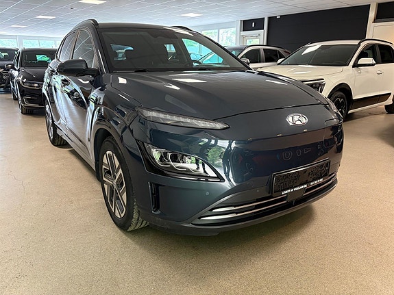 Hyundai Kona 2 of 5