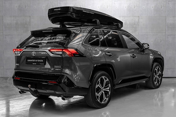 Toyota RAV4 Plug-in Hybrid 5 of 27