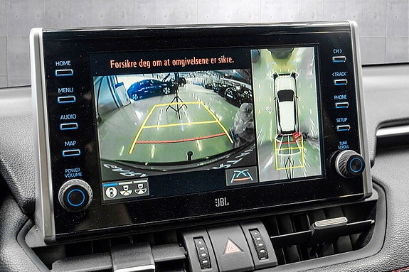 Toyota RAV4 Plug-in Hybrid 22 of 27
