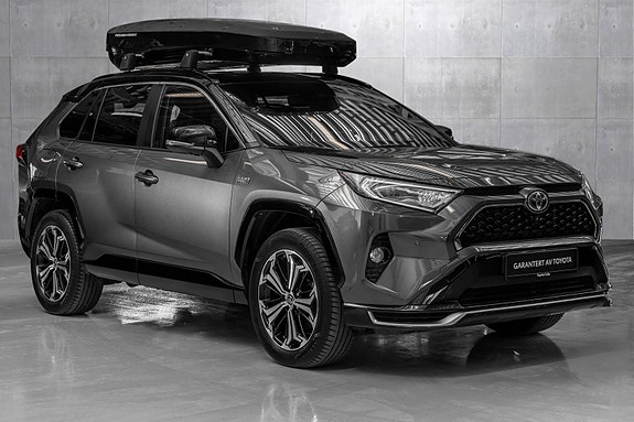 Toyota RAV4 Plug-in Hybrid 7 of 27