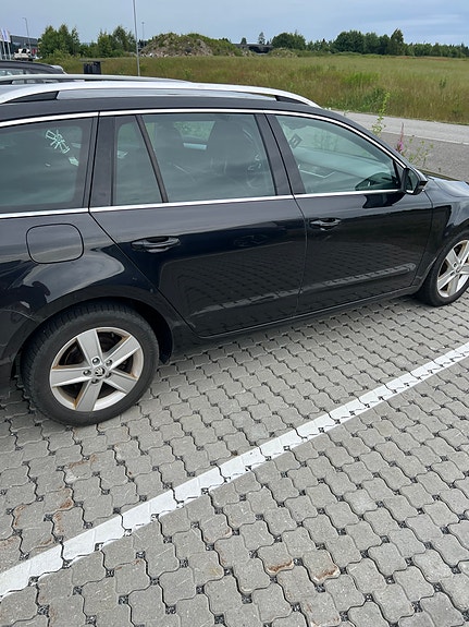 Skoda Octavia 4 of 5