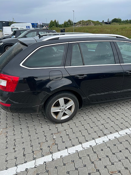 Skoda Octavia 5 of 5