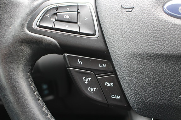 Ford Focus 13 of 19