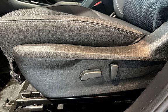 Subaru Forester 22 of 30