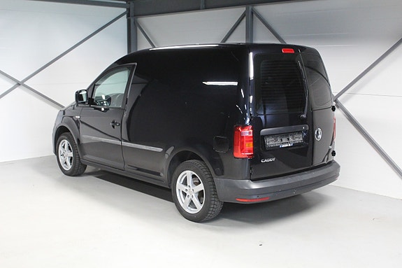 Volkswagen Caddy 4 of 5