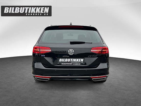 Volkswagen Passat 4 of 5
