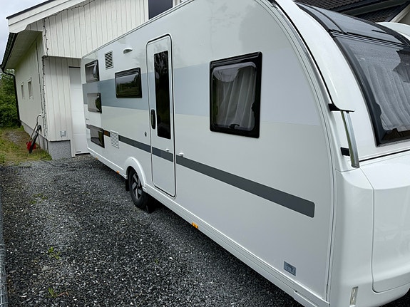 Adria Adora 593 UK / KUN BRUKT 2 TURER / 3 KØYER / ALDE / LUFTFORTELT / GARANTI 3 of 19