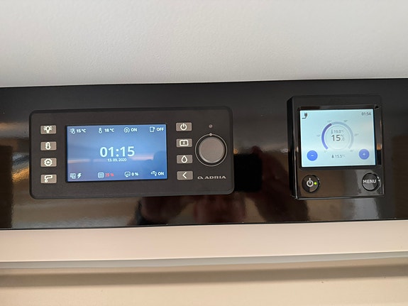 Adria Adora 593 UK / KUN BRUKT 2 TURER / 3 KØYER / ALDE / LUFTFORTELT / GARANTI 10 of 19