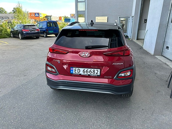 Hyundai Kona 4 of 5