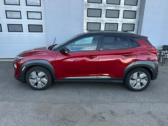 Hyundai Kona 2 of 5