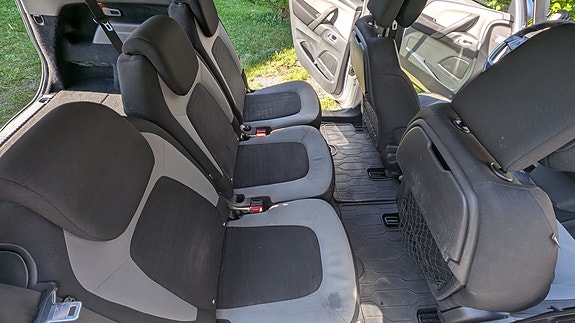 Citroen Grand C4 Picasso 9 of 15