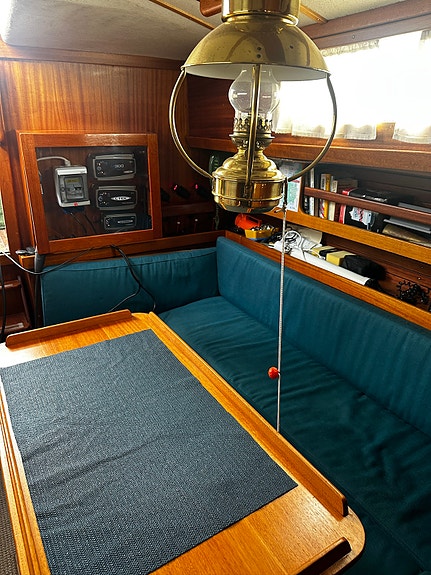 Hallberg-Rassy Rasmus 35 utstyrt for havseilas (renovering må påregnes) 9 of 14