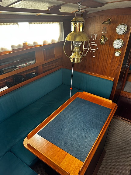 Hallberg-Rassy Rasmus 35 utstyrt for havseilas (renovering må påregnes) 8 of 14