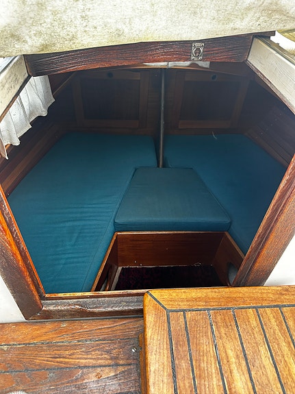 Hallberg-Rassy Rasmus 35 utstyrt for havseilas (renovering må påregnes) 11 of 14