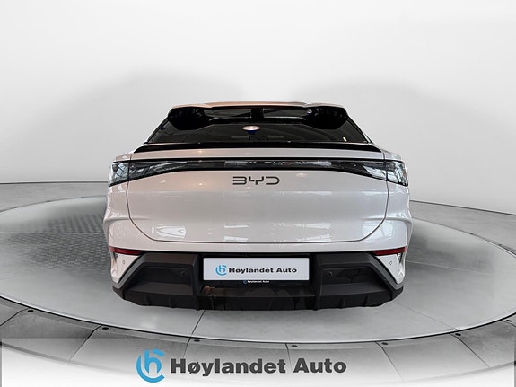 BYD Sealion 7 4 of 5