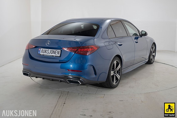 Mercedes-Benz C-Klasse 4 of 5