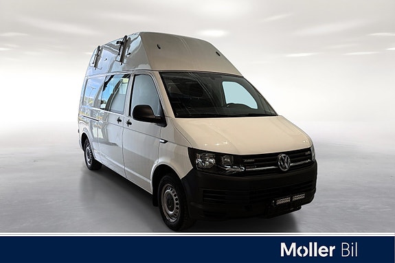 Volkswagen Transporter 3 of 5