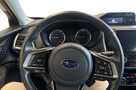Subaru Forester 9 of 24