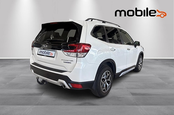 Subaru Forester 3 of 5