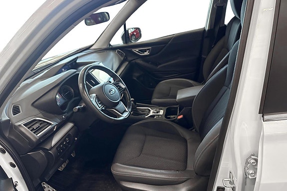 Subaru Forester 8 of 24