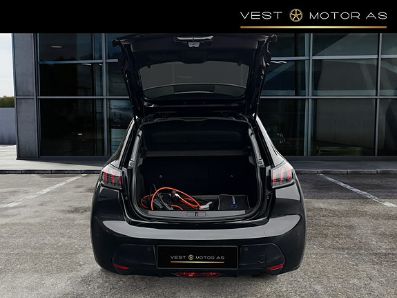 Peugeot 208 7 of 30
