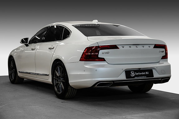 Volvo S90 4 of 5