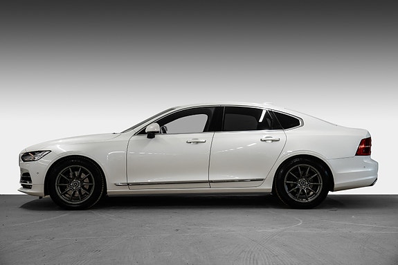 Volvo S90 3 of 5