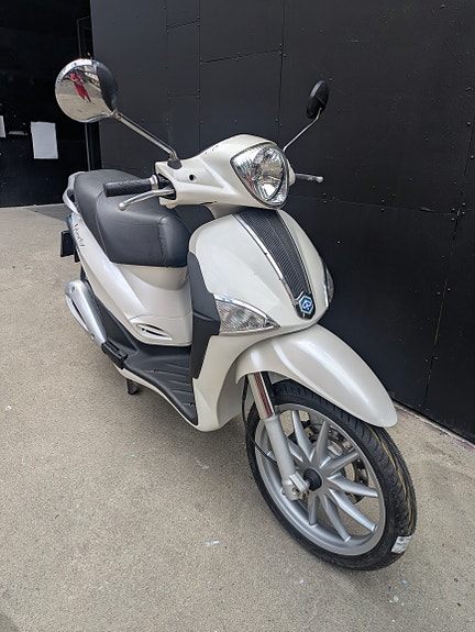 Piaggio Liberty 125 3 of 5