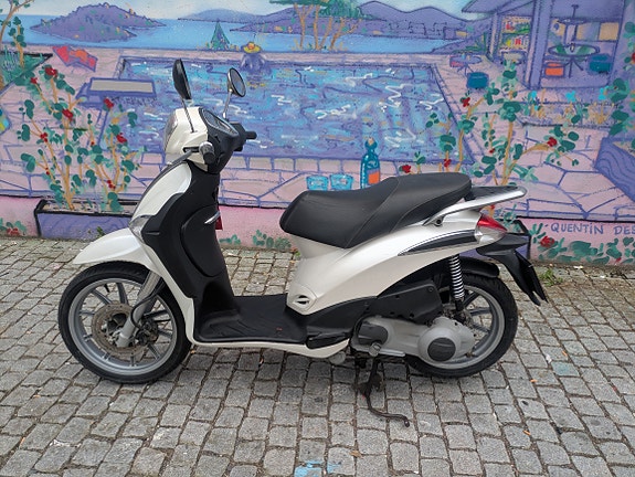 Piaggio Liberty 125 2 of 5