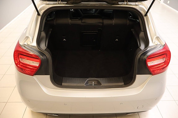 Mercedes-Benz A180 24 of 30