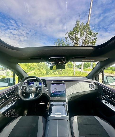 Mercedes-Benz EQE SUV 13 of 30