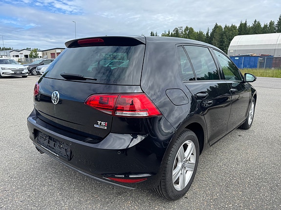 Volkswagen Golf 5 of 5
