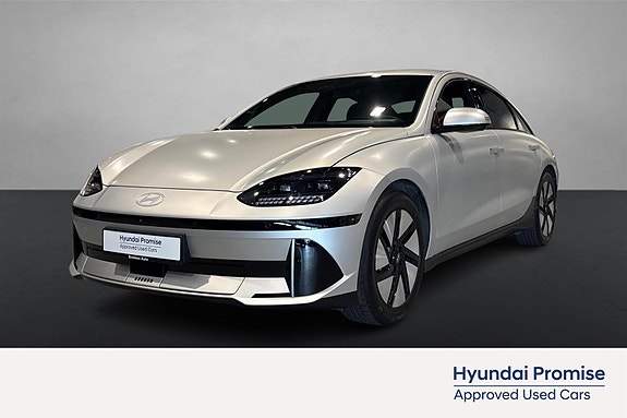 Hyundai Ioniq 6 3 of 5