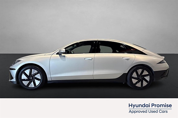 Hyundai Ioniq 6 4 of 5