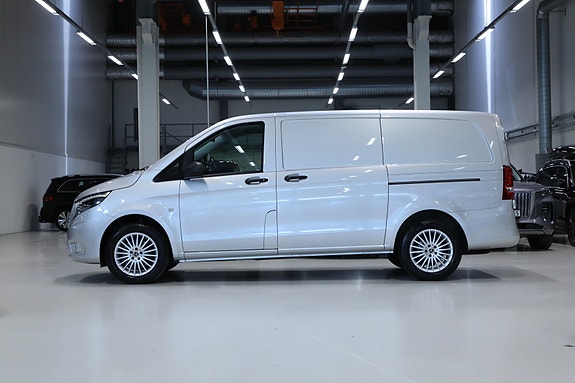 Mercedes-Benz Vito 119 4 of 5