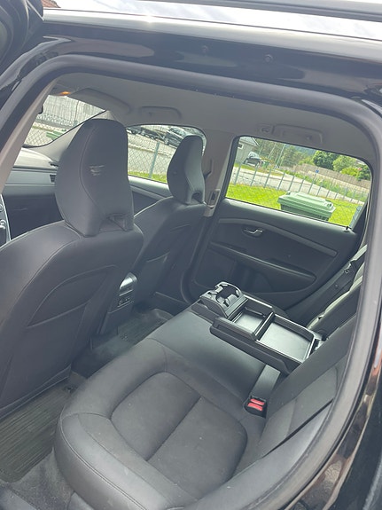 Volvo V70 5 of 7