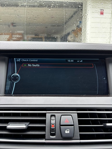 BMW 520d 26 of 30