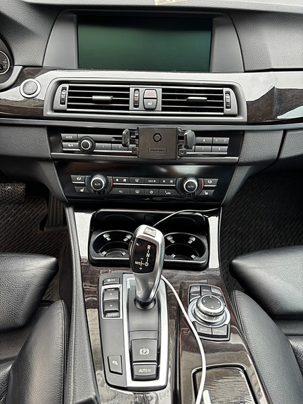 BMW 520d 25 of 30