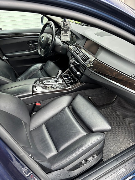 BMW 520d 12 of 30