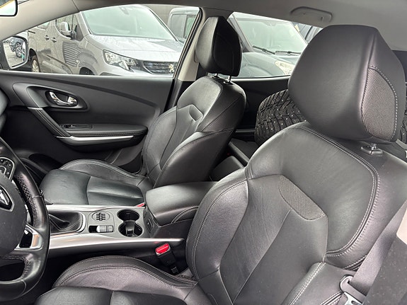 Renault Kadjar 4 of 5