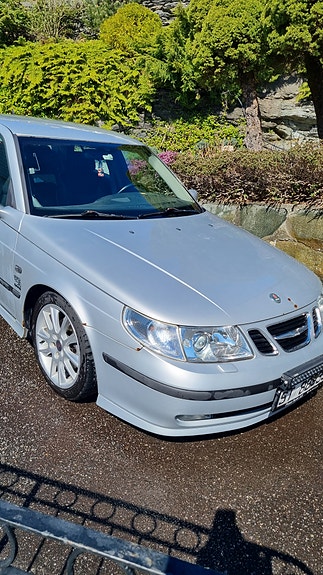 Saab 9-5 3 of 5