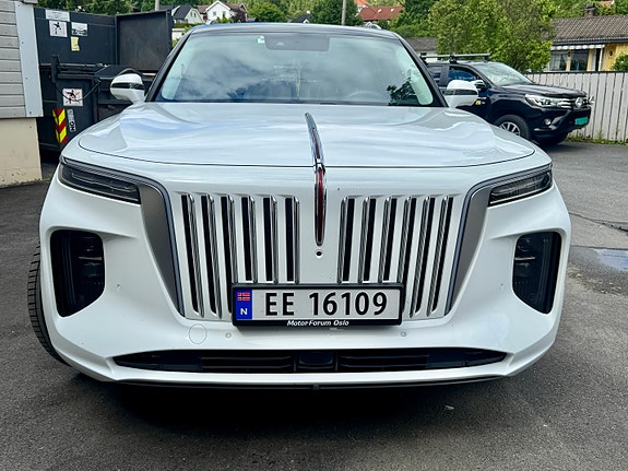 Hongqi E-HS9 9 of 22