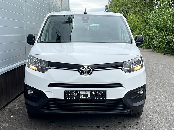 Toyota Proace City 3 of 5