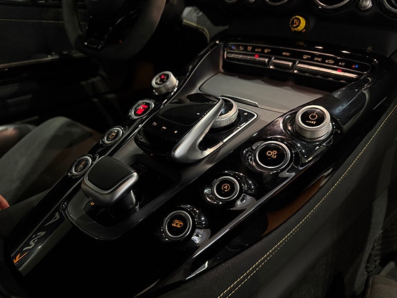 Mercedes-Benz AMG GT R 26 of 30