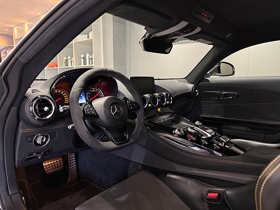 Mercedes-Benz AMG GT R 17 of 30